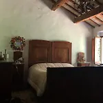 Casale Del Monte, Nyaraló *