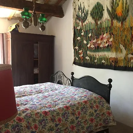 Casale Del Monte, Dom wakacyjny Pesaro